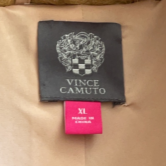 🌺 VINCE CAMUTO; BNWT Faux Fur Coat Misses Sz. XL! - Picture 7 of 16